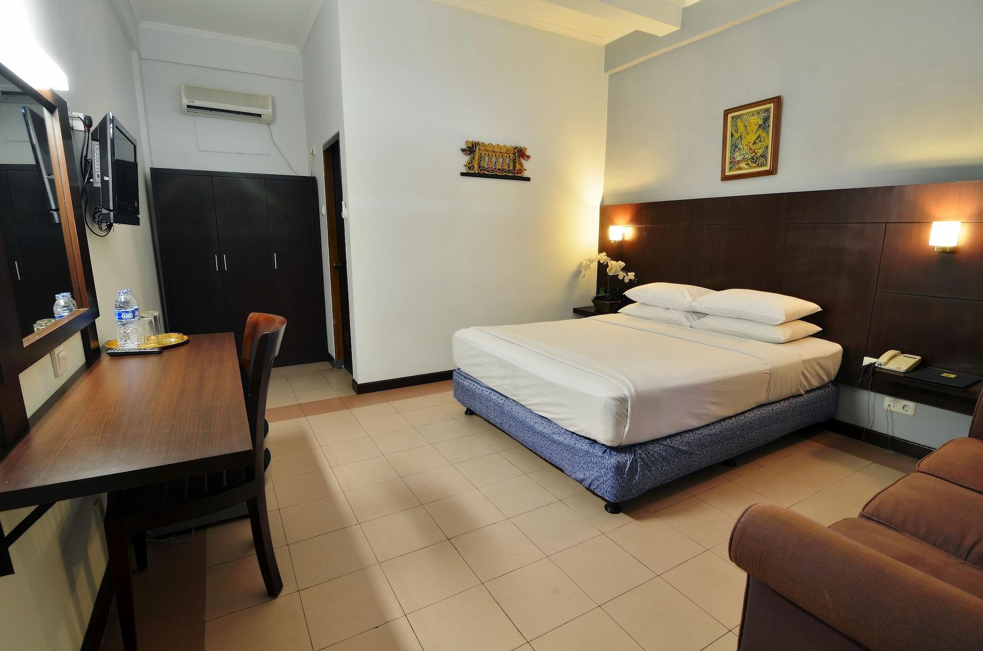 Rosani Hotel Kuta Lombok Exteriör bild