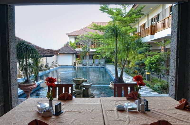 Rosani Hotel Kuta Lombok Exteriör bild