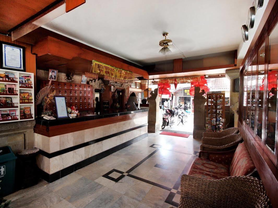 Rosani Hotel Kuta Lombok Exteriör bild