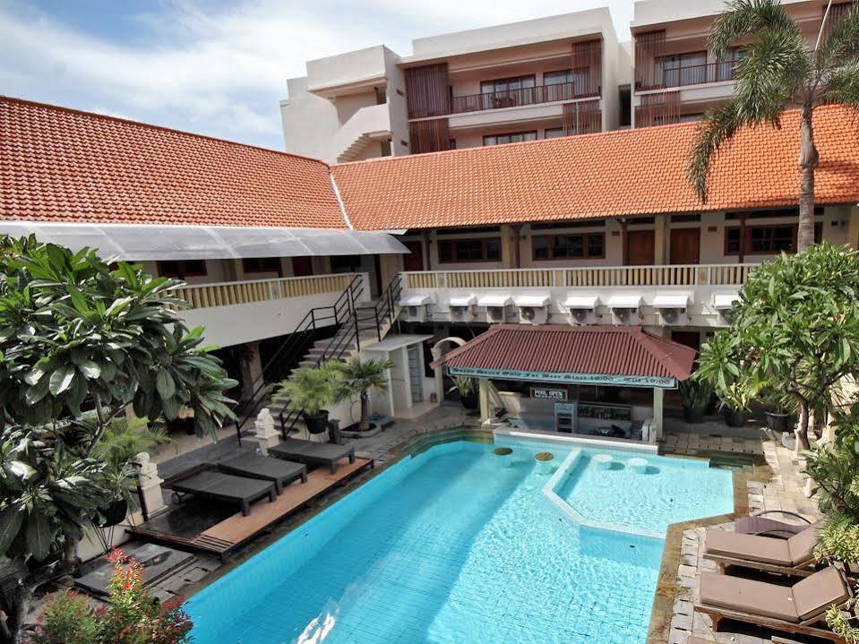 Rosani Hotel Kuta Lombok Exteriör bild